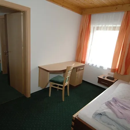 Bed & Breakfast Gaestehaus Ingeborg 3*