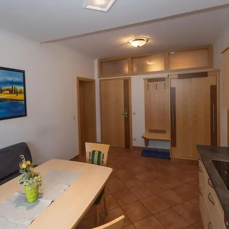 ベッド・アンド・ブレックファスト Gaestehaus Ingeborg 3*