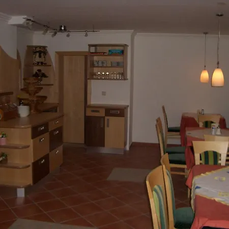 Bed & Breakfast Gaestehaus Ingeborg