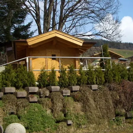 ベッド・アンド・ブレックファスト Gaestehaus Ingeborg ザールバッハ・ヒンターグレム