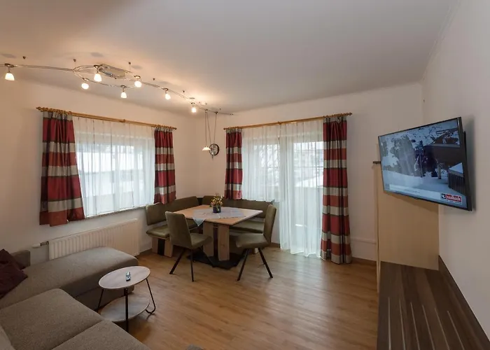 Gaestehaus Ingeborg לינה וארוחת בוקר 3*