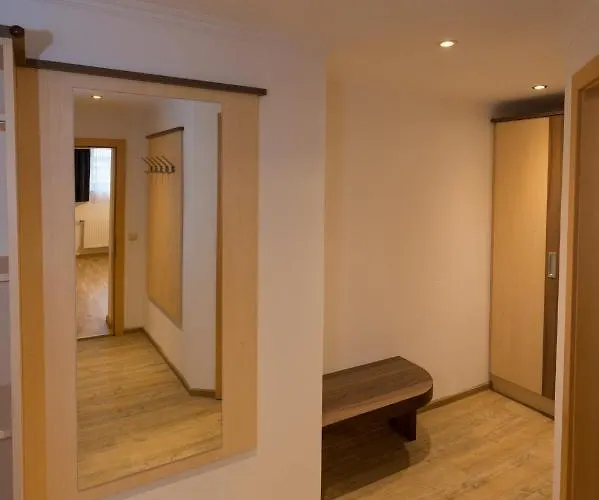 לינה וארוחת בוקר Gaestehaus Ingeborg