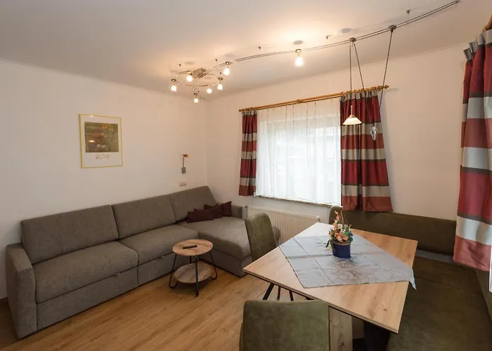 לינה וארוחת בוקר Gaestehaus Ingeborg