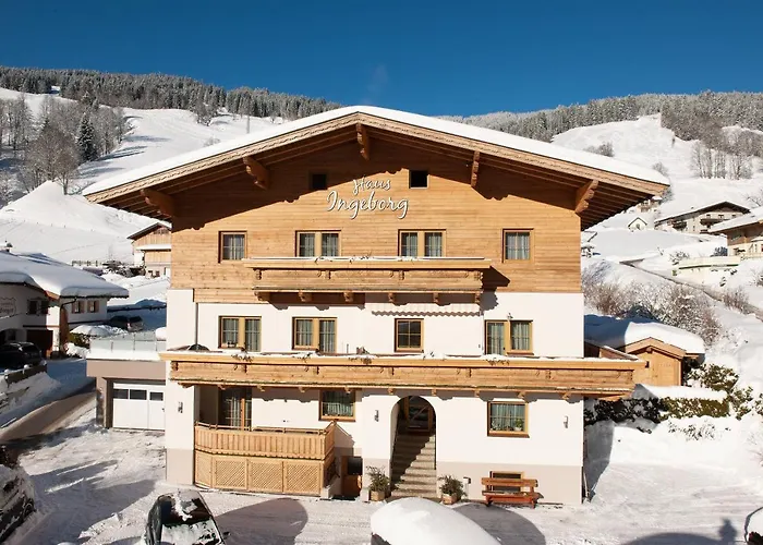 לינה וארוחת בוקר Gaestehaus Ingeborg זאלבך הינטרגלם