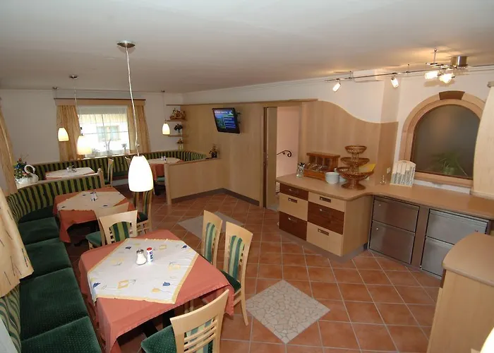 Gaestehaus Ingeborg זאלבך הינטרגלם